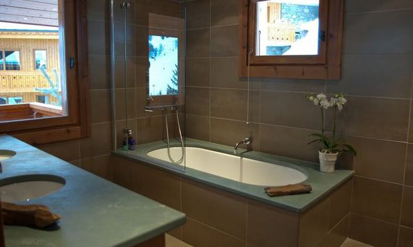 Luxury En Suite Bathrooms