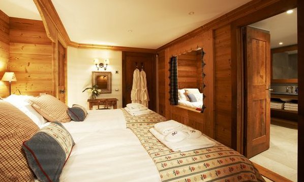 Luxurious Twin Bedroom with Bathrobes and Slippers