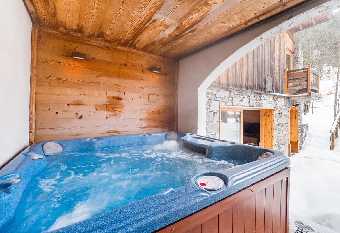 Chalet Refuge Boua Hot Tub