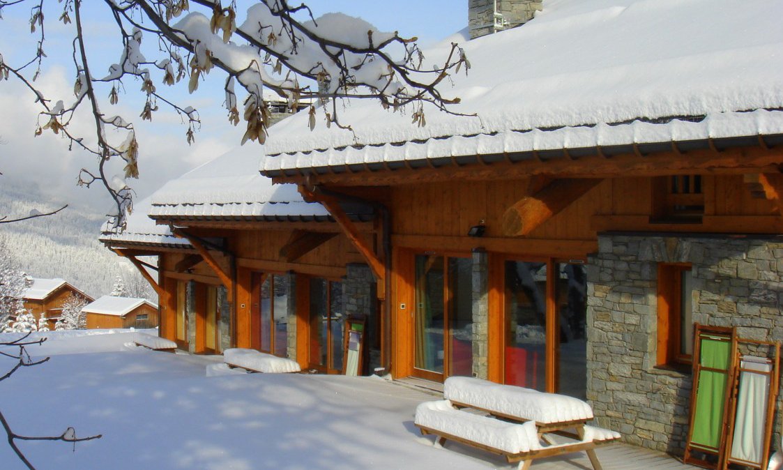 Chalet Braye in the Snow