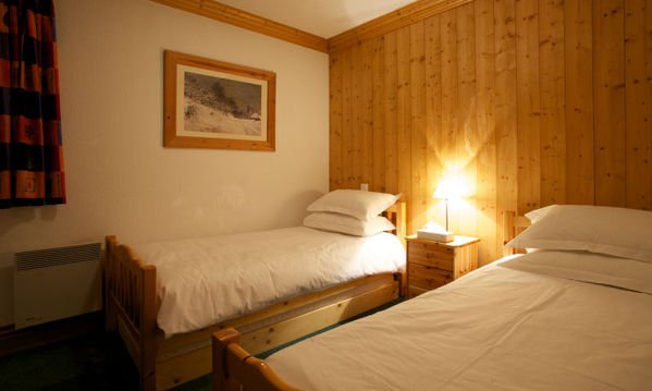 Chalet Bruyere Twin Room 