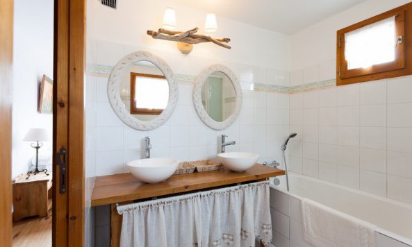 Chalet Bouchot Bathroom