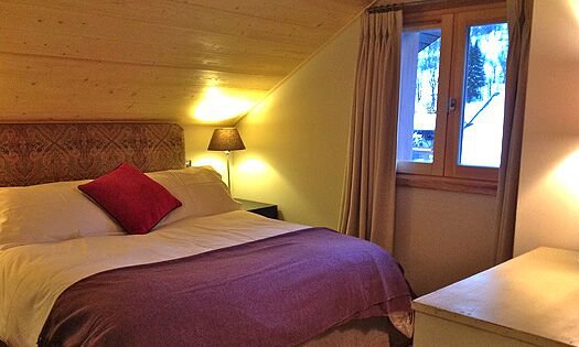 Double bedroom in Chalet Montee