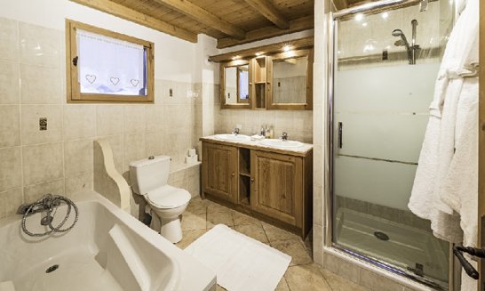 Chalet Lagopede Bathroom