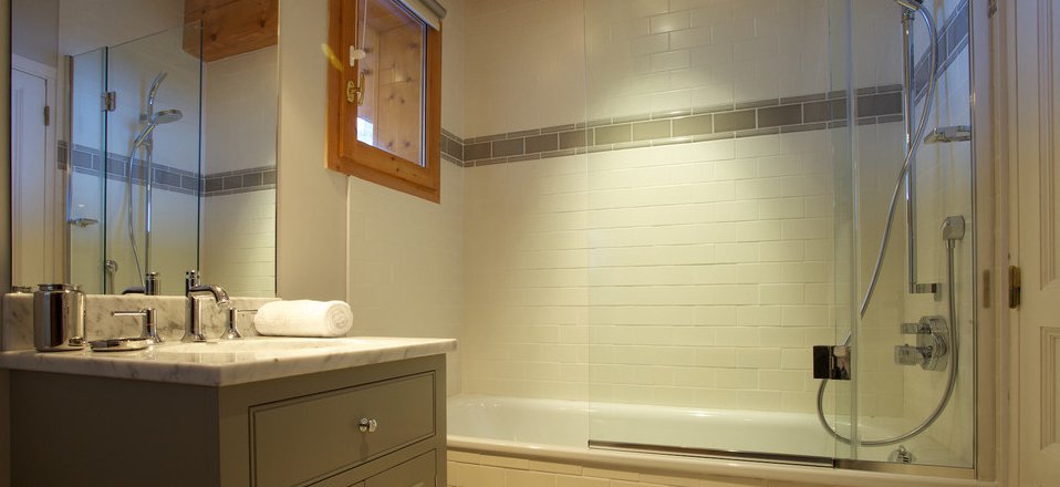 Chalet Pasarale Bathroom