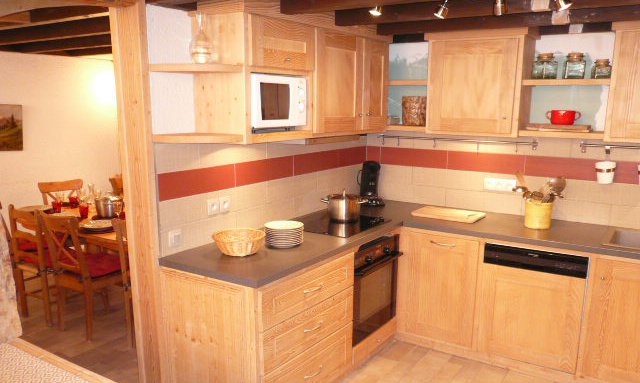 Kitchen area in apartment Petaru Meribel