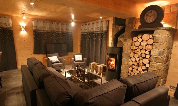 Chalet Petit Silene Lounge with Roaring Fire