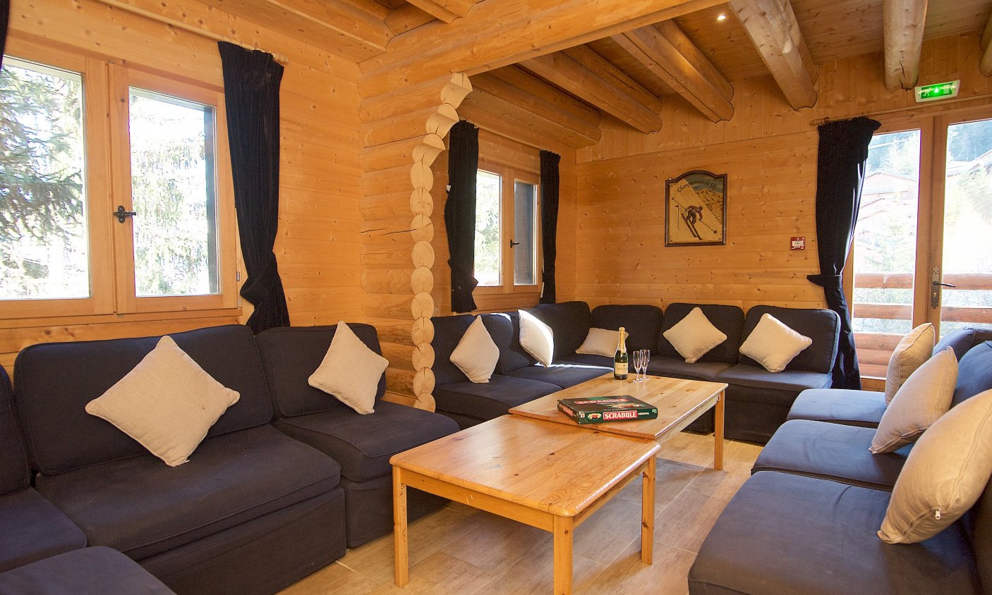 The comfortable Living area in Chalet Christine in La Tania
