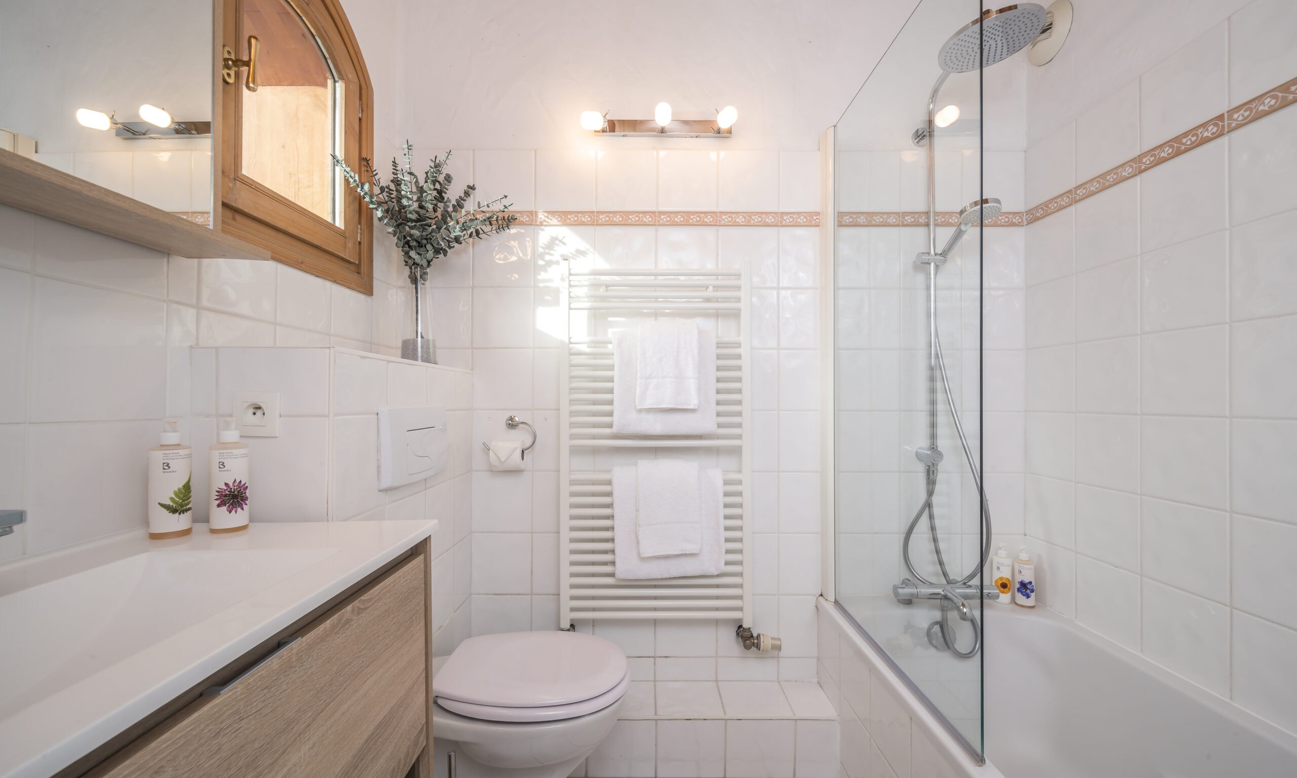 One of the Luxury bathrooms in Chalet Iamato Meribel Village