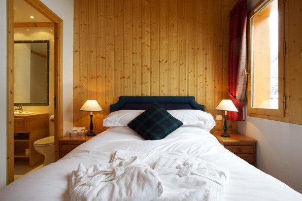 Chalet Quatre Meules Bedroom 