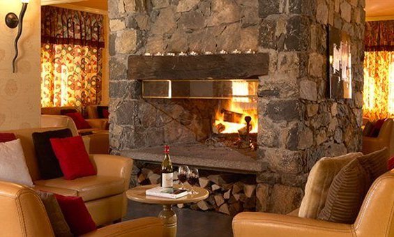 Chalet Hotel Tarentaise Roaring Fire