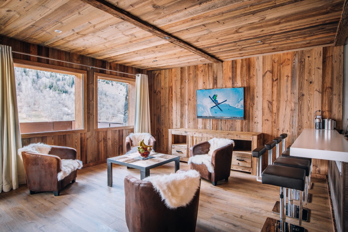 Chalet Kashmir Living Room