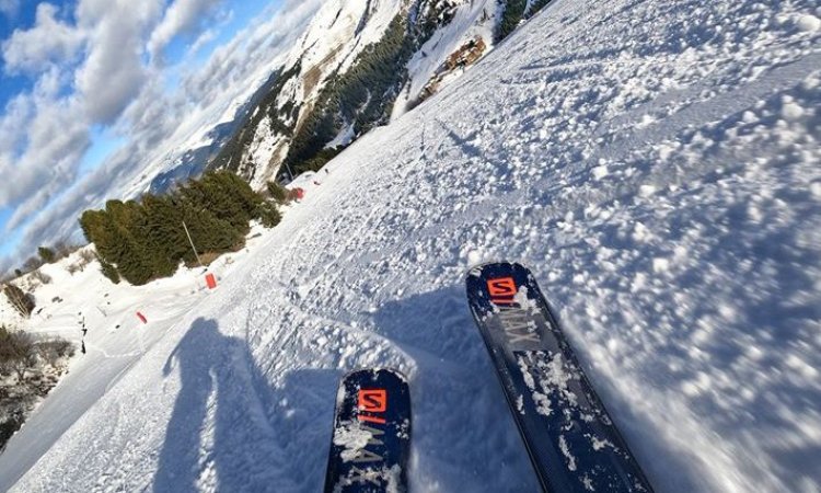 Skis and piste Skis and piste