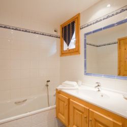A Bathroom in Chalet Azalee Meribel