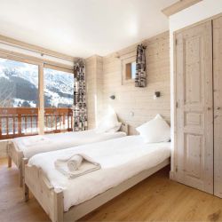 Chalet Le Cedre Blanc Bedroom