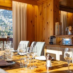 The Dining area in Chalet L'Ancolie Meribel