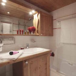 Fermes de Meribel Bathroom