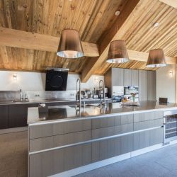 Chalet Mont Tremblant Kitchen