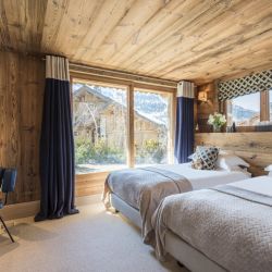 Chalet Mont Tremblant Twin Bedroom