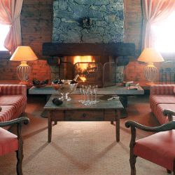 Hotel Le Mont Vallon Roaring Fire