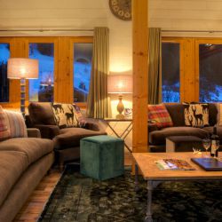 Chalet Pasarale Living Room