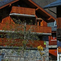 Chalet Les Cabris Meribel in Spring