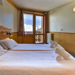 Chalet Clementine twin bedroom