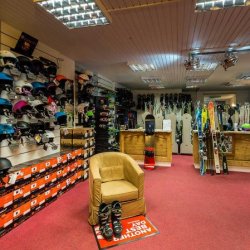 Val 2400 Ski and Boot Rental Shop