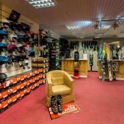 Ski Rental Shop Val 2400