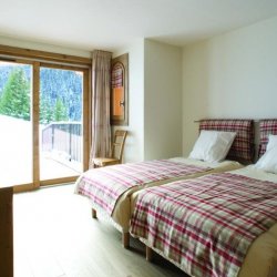 Chalet Marmottes Twin Bedroom