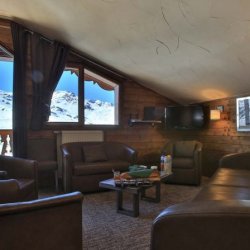 Chalet Milo Living Room Dining Room