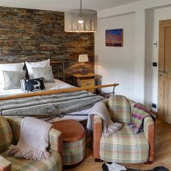 Chalet La Petite Chapelle Double Bedroom