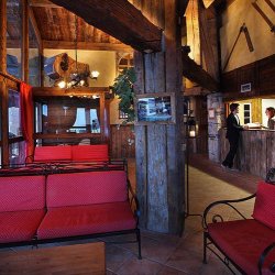 Chalet Renne Complex Reception
