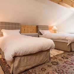 Chalet Les Bartavelles twin bedroom