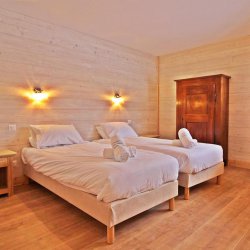 Chalet Aline Twin Bedroom