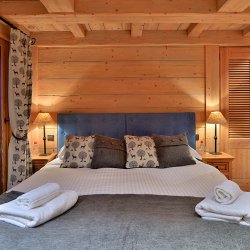 Chalet Du Vallon Double Bedroom