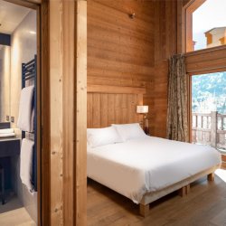 Chalet Kashmir Bedroom