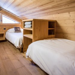 Chalet Le Pousse Caillou Twin Bedroom