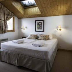 Chalet Virage Double Bedroom