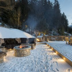 Chalet Valentine Outside Fire Pit