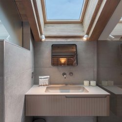 A bathroom in Chalet Etoile des Neiges Meribel