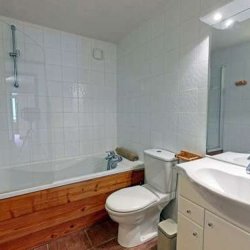 One of the bathrooms in Chalet Daurel, Meribel Centre