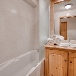 A Bathroom in Chalet Petit Sabot in Val Thorens