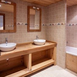 A Bathroom in Chalet Chloe Val Thorens