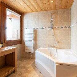 A Bathroom in Chalet Noella Val Thorens