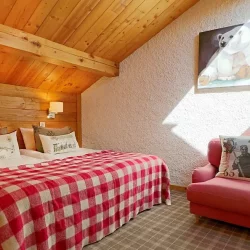 One of the bedrooms in Chalet La Combe Meribel