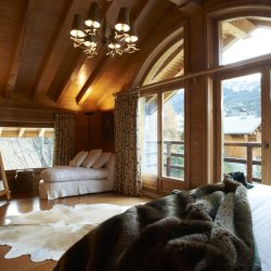 Bedroom 1 in Chalet La Petite Pia, Meribel