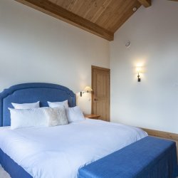 A Bedroom in Chalet Foret in Meribel