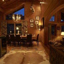 The Dining area in Chalet La Petite Pia Meribel
