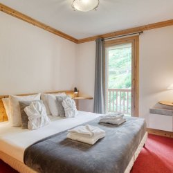 The Double bedrioom in Chalet Petit Sabot Val Thorens